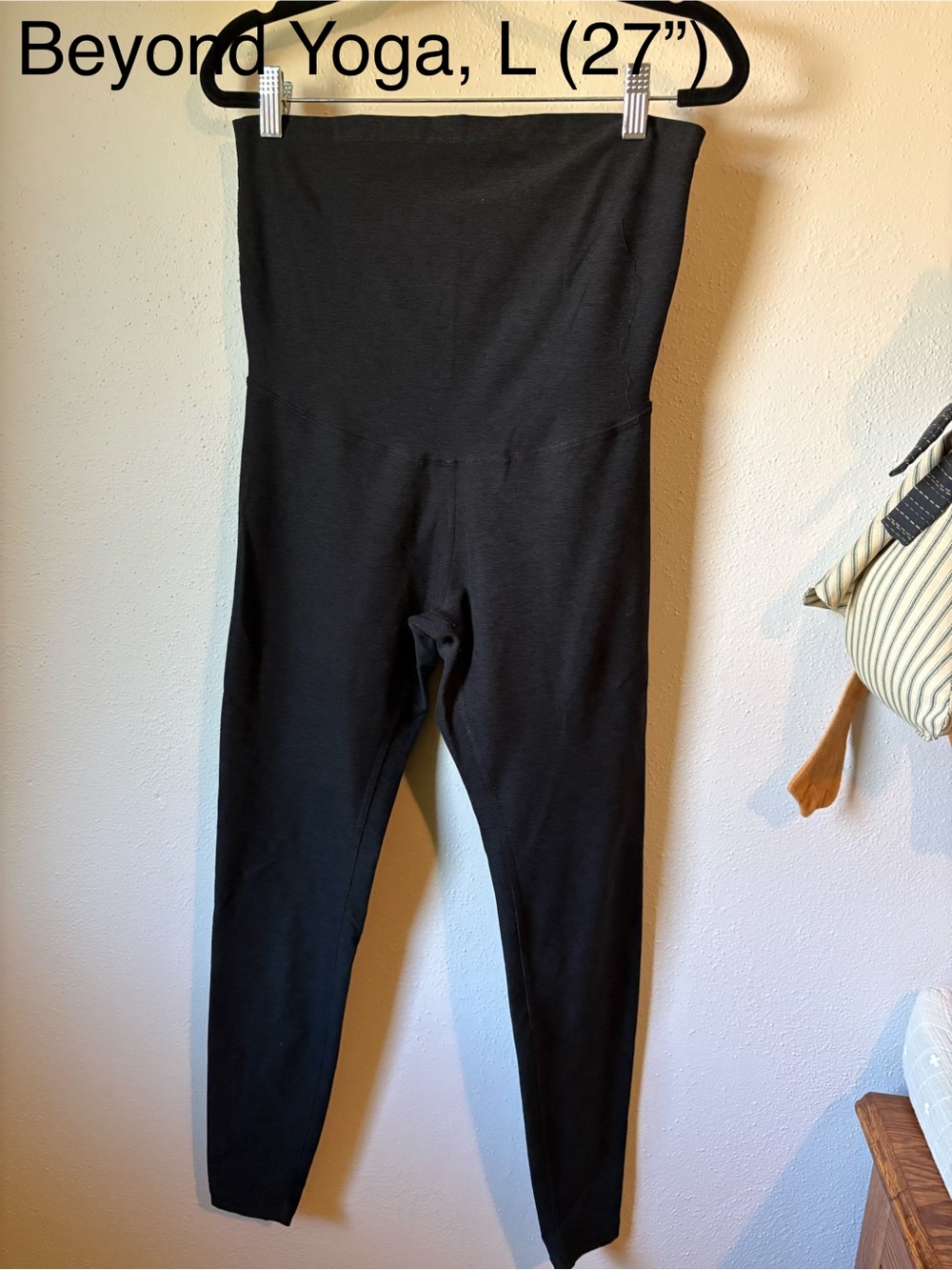 Beyond the Bump Black space dye maternity leggings